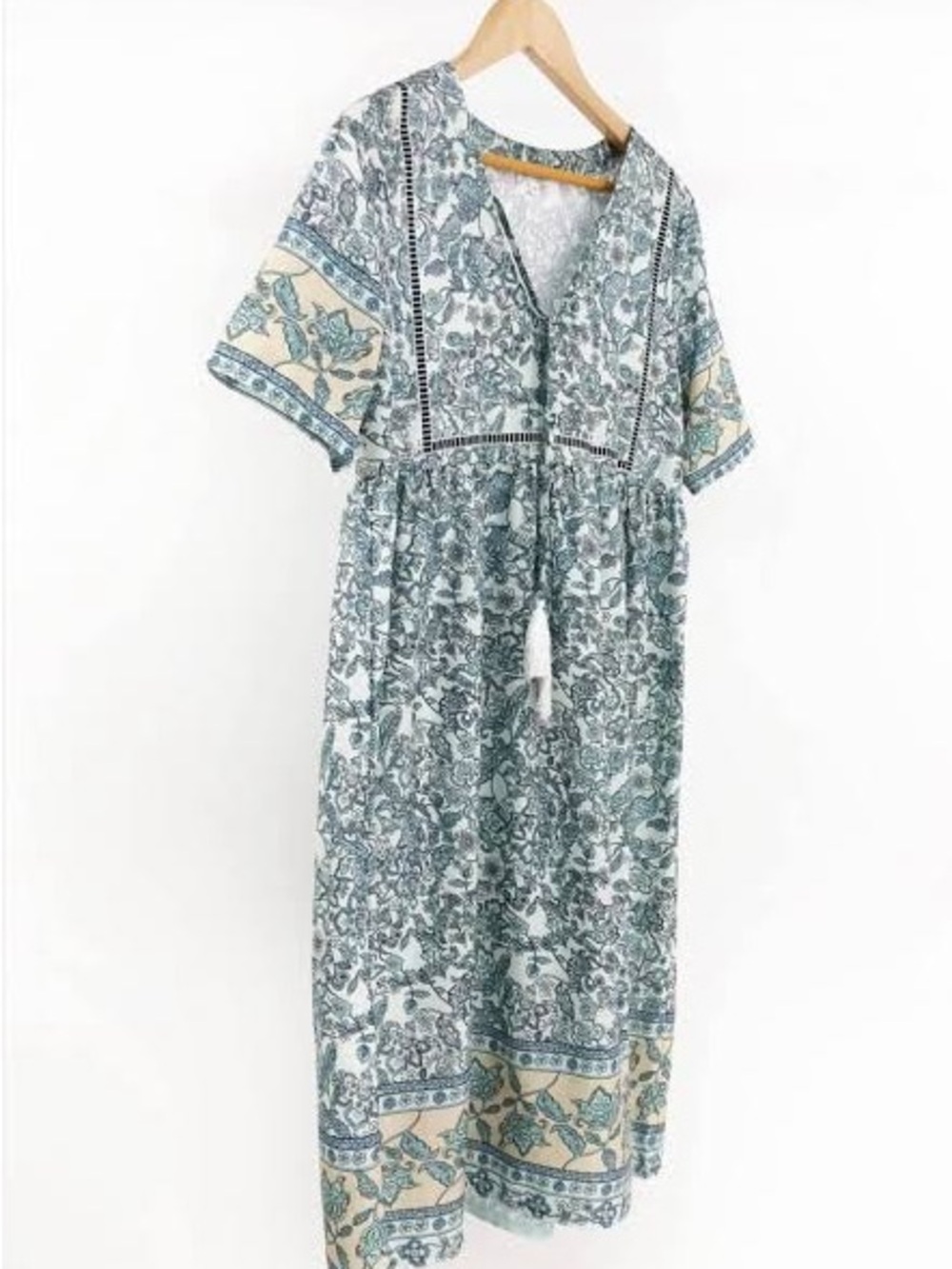 NWOT MISSLOOK Seafoam Green Floral Boho V-Neck Maxi Dress, Lace & Tassel Detail